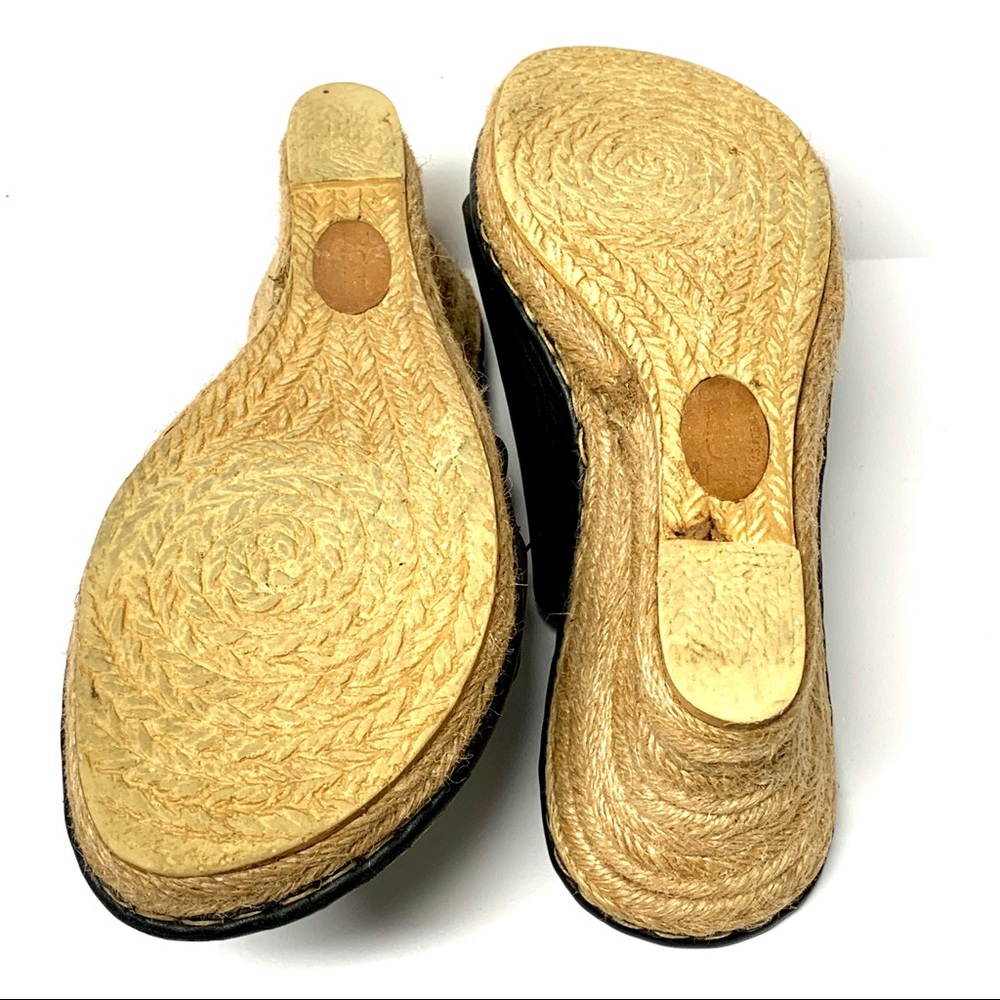 BORN Drilles Leather Wedge Sandal - Picture 8 of 8